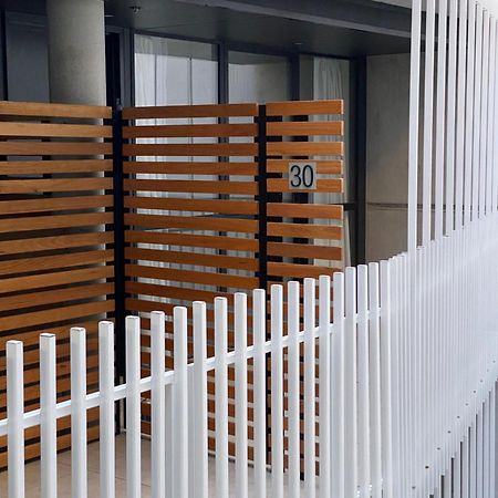 The Gallery Luxe 1 Bedroom Executive Apartment In The Heart Of Braddon Wine Secure Parking Wifi Canberra Exterior foto